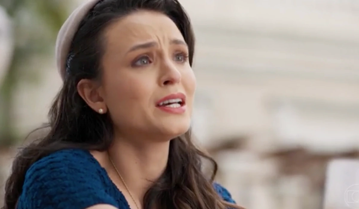 Estela (Larissa Manoela) em Êta Mundo Melhor (Foto: Reprodução/TV Globo)