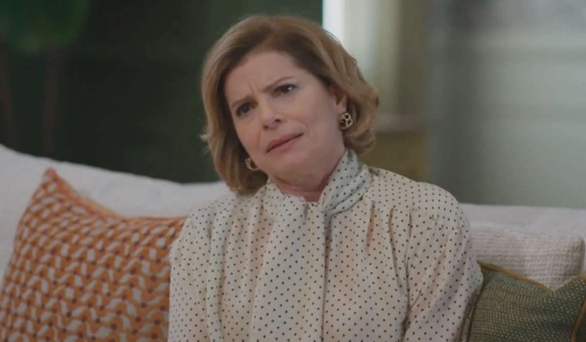 Odete Roitman (Debora Bloch) em Vale Tudo (Foto: Reprodução/TV Globo)