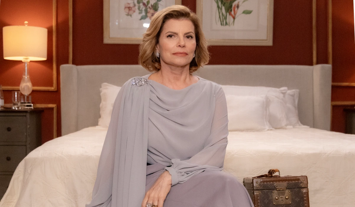 Odete Roitman (Debora Bloch) em Vale Tudo (Foto: Beatriz Damy/TV Globo)