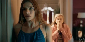 Arminda (Grazi Massafera) e Josefa (Arlete Salles) em Três Graças (Foto: Reprodução/TV Globo)
