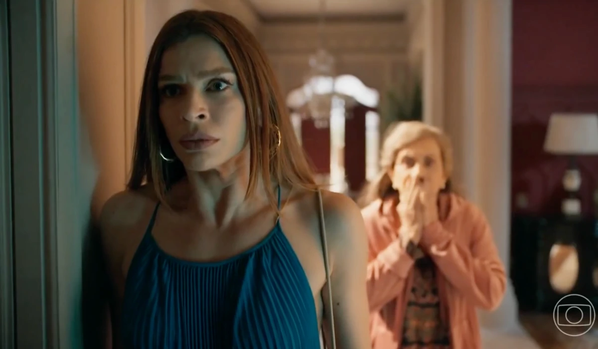 Arminda (Grazi Massafera) e Josefa (Arlete Salles) em Três Graças (Foto: Reprodução/TV Globo)