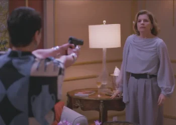 Vale Tudo: Descubra o verdadeiro motivo do sangue encontrado na roupa de Celina depois da morte de Odete