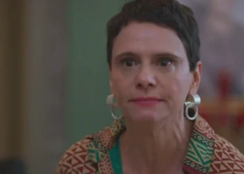 Celina (Malu Galli) em Vale Tudo (Foto: Reprodução/TV Globo)