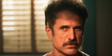 Ernesto em Êta Mundo Melhor. (Foto: reprodução/Globo)