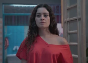 Gerluce (Sophie Charlotte) em Três Graças (Foto: Reprodução/TV Globo)