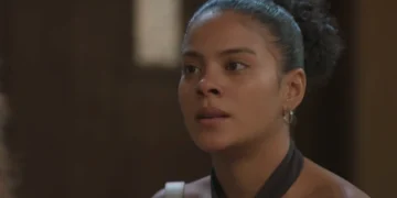 Maria de Fátima (Bella Campos) tem reviravolta no último capítulo de Vale Tudo (Foto: Reprodução/TV Globo)