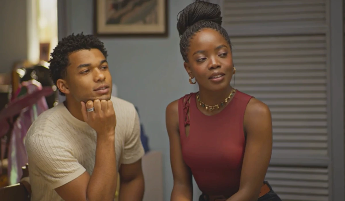 Samuel (Juan Paiva) e Leona (Clara Moneke) em Dona de Mim (Foto: Reprodução/TV Globo)