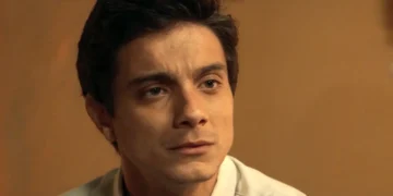 Túlio em cena de Êta Mundo Melhor!