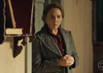 Zulma (Heloísa Périssé) em Êta Mundo Melhor (Foto: Reprodução/TV Globo)