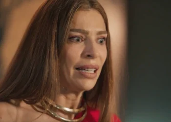Arminda (Grazi Massafera) em Três Graças (Foto: Reprodução/TV Globo)