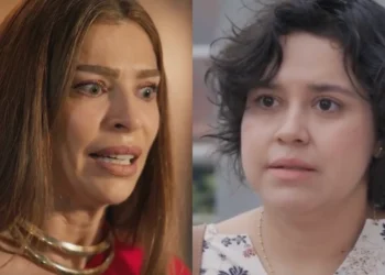 Arminda (Grazi Massafera) e Cláudia (Lorrana Moussinho) em Três Graças (Foto: Reprodução/TV Globo)