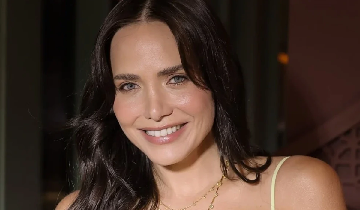 Letícia Colin será a protagonista de Quem Ama Cuida, a próxima novela das nove da Globo (Foto: Reprodução/Instagram)