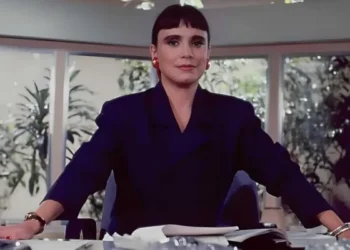 Maria do Carmo em Rainha da Sucata. (Foto: reprodução/Globo)