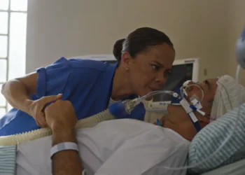 Final de Dona de Mim: Ricardo desperta do coma, faz Tânia se emocionar e Jaques fica prestes a ser preso