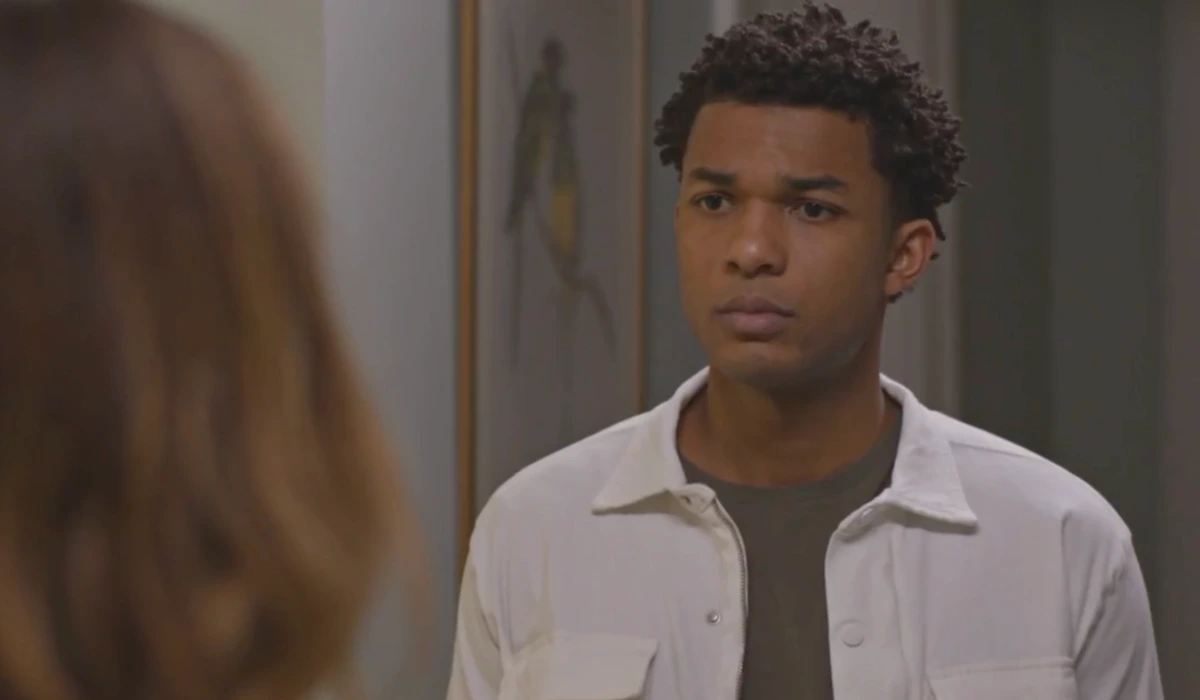 Samuel (Juan Paiva) em Dona de Mim (Foto: Reprodução/TV Globo)