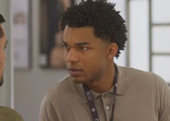 Samuel (Juan Paiva) em Dona de Mim (Foto: Reprodução/TV Globo)