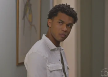 Samuel (Juan Paiva) em Dona de Mim (Foto: Reprodução/TV Globo)