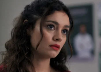Gerluce (Sophie Charlotte) em Três Graças (Foto: Reprodução/TV Globo)