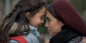 Zeynep e Melek em Mãe. (Foto: reprodução/Record)