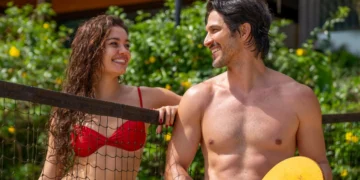 Gerluce (Sophie Charlotte) e Paulinho (Romulo Estrela) durante viagem romântica em Três Graças (Foto: Victor Antunes/TV Globo)