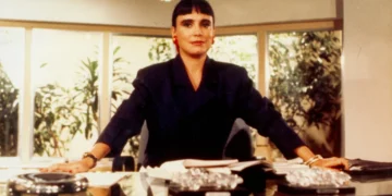 Regina Duarte interpreta Maria do Carmo em Rainha da Sucata (Foto: Divulgação/TV Globo)