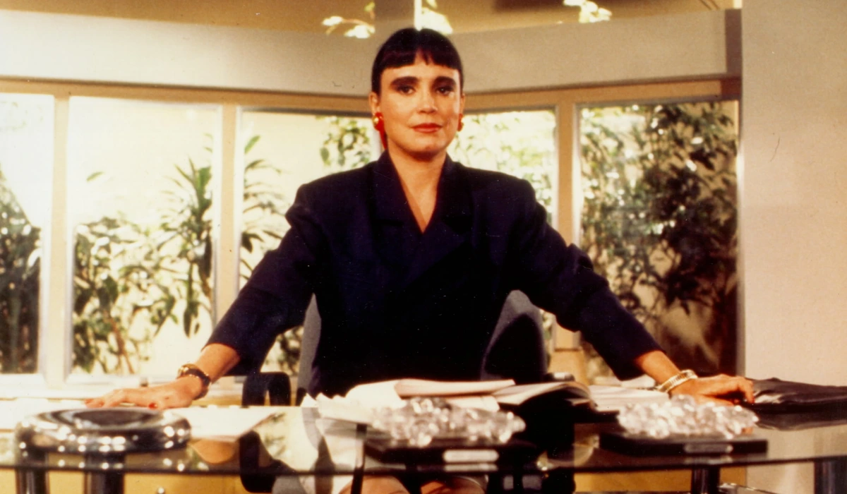 Regina Duarte interpreta Maria do Carmo em Rainha da Sucata (Foto: Divulgação/TV Globo)