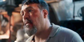 Misael (Belo) reaparece após sumir com dinheiro em Três Graças (Foto: Reprodução/TV Globo)