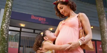 Ellen e Sofia em Dona de Mim. (Foto: reprodução/Globo)