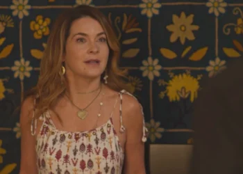 Filipa (Cláudia Abreu) em Dona de Mim (Foto: Reprodução/TV Globo)