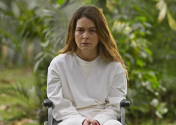 Filipa (Cláudia Abreu) em Dona de Mim (Foto: Reprodução/TV Globo)