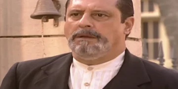 Terra Nostra: Gumercindo decide largar a fazenda, compra uma mansão na cidade e descobre que Naná é sua vizinha