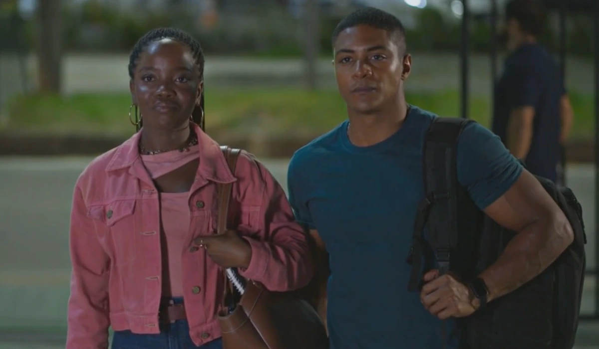 Leo (Clara Moneke) e Marlon (Humberto Morais) em Dona de Mim (Foto: Reprodução/TV Globo)