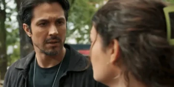 Paulinho (Romulo Estrela) e Gerluce (Sophie Charlotte) em Três Graças (Foto: Reprodução/TV Globo)