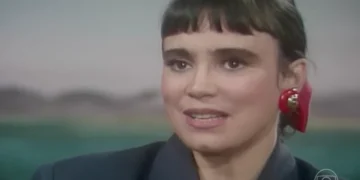 Maria do Carmo (Regina Duarte) em Rainha da Sucata (Foto: Reprodução/TV Globo)