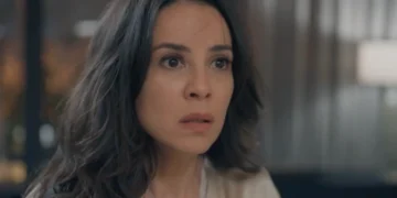 Zenilda (Andréia Horta) em Três Graças (Foto: Reprodução/TV Globo)