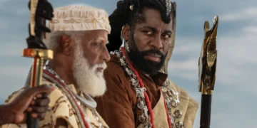 Chinua (Hilton Cobra) e Jendal (Lázaro Ramos) em A Nobreza do Amor, próxima novela das seis da Globo (Foto: Estevam Avellar/Globo)