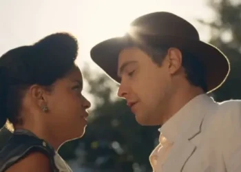 Dita e Candinho em Êta Mundo Melhor. (Foto: reprodução/Globo)