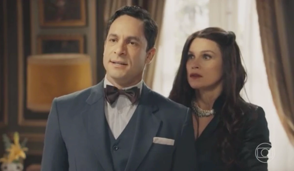 Celso (Rainer Cadete) e Sandra (Flávia Alessandra) em Êta Mundo Melhor (Foto: Reprodução/TV Globo)