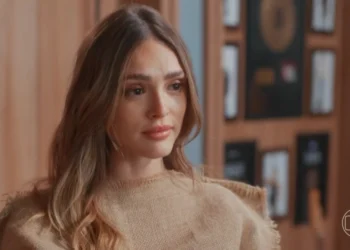 Naiane (Isabelle Drummond) em Coração Acelerado (Foto: Reprodução/TV Globo)