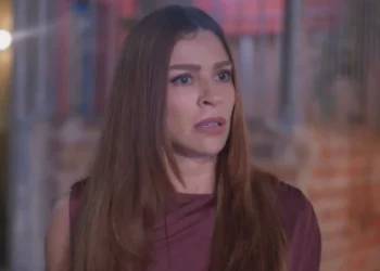 Arminda (Grazi Massafera) em Três Graças (Foto: Reprodução/TV Globo)