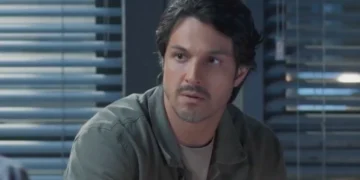 Paulinho (Romulo Estrela) em Três Graças (Foto: Reprodução/TV Globo)