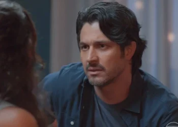 Paulinho (Romulo Estrela) em Três Graças (Foto: Reprodução/TV Globo)