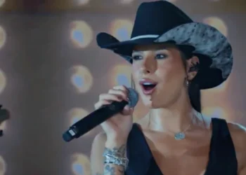 Ana Castela durante participação em Coração Acelerado (Foto: Reprodução/TV Globo)