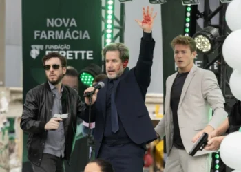 Ferette (Murilo Benício) leva tiro em atentado em Três Graças (Foto: Beatriz Damy/Globo)