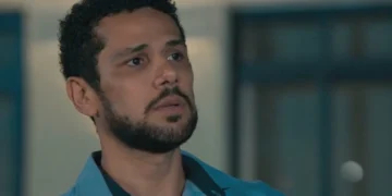 Gilmar (Amaury Lorenzo) em Três Graças (Foto: Reprodução/TV Globo)