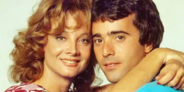 Gloria Menezes (Ana Preta) e Tony Ramos (André Cajarana) em Pai Herói, na Globo (Foto: Divulgação/Globo)
