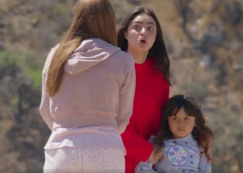 Isabela, Petra e Valentina em Presente de Amor. (Foto: reprodução/SBT)