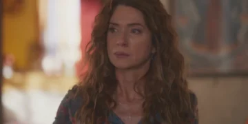 Janete (Letícia Spiller) em Coração Acelerado (Foto: Reprodução/TV Globo)