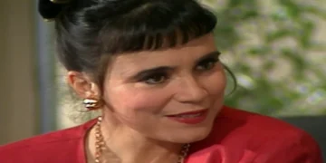 Maria do Carmo em Rainha da Sucata. (Foto: reprodução/Globo)