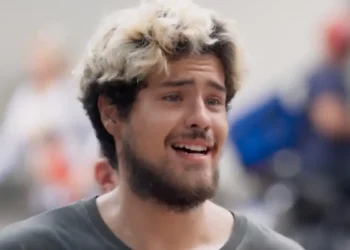 Raul em cena da novela Três Graças.